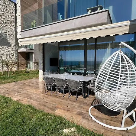 Mumbas Dhermi Апартаменты *