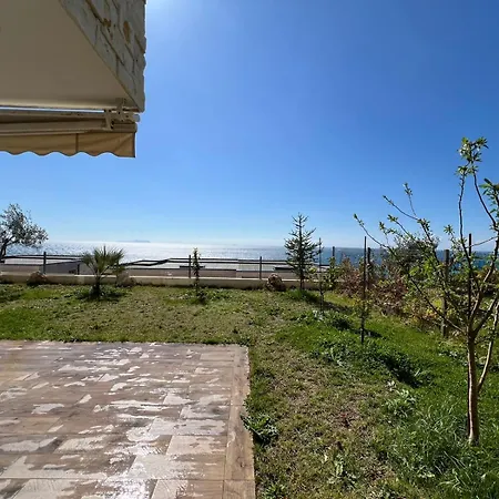 Mumbas Dhermi Apartmán *