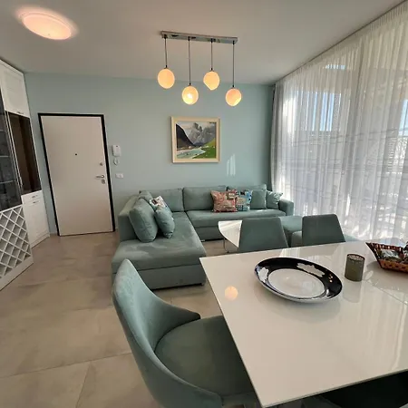 Mumbas Dhermi * Gjilek